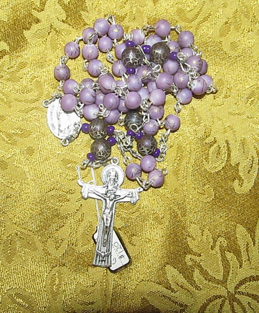 Advent Rosary Gathered