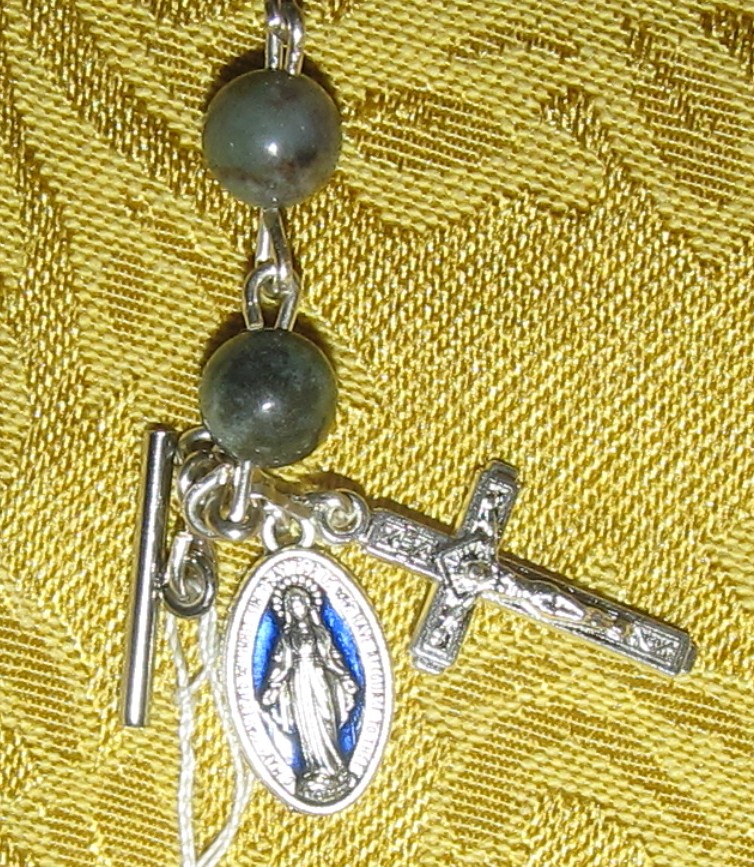 Indian Agate Rosary Bracelet medal and crucifix detail
