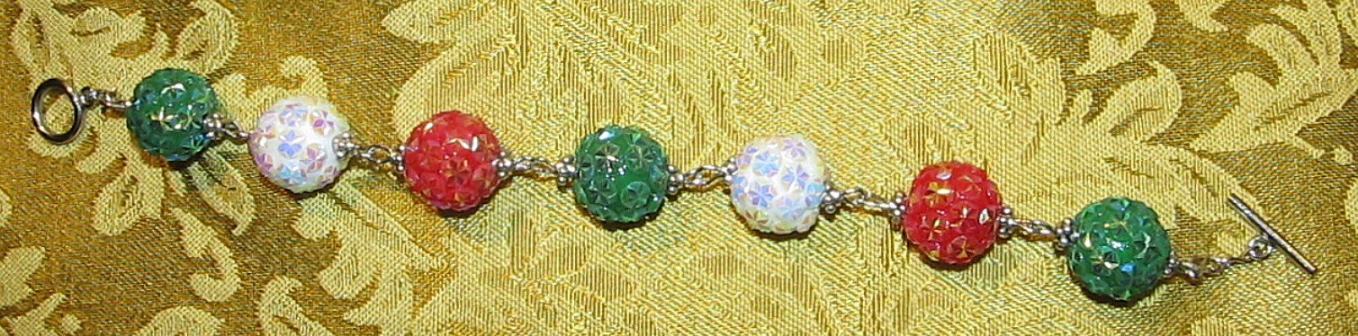 Christmas Snowball Bracelet
