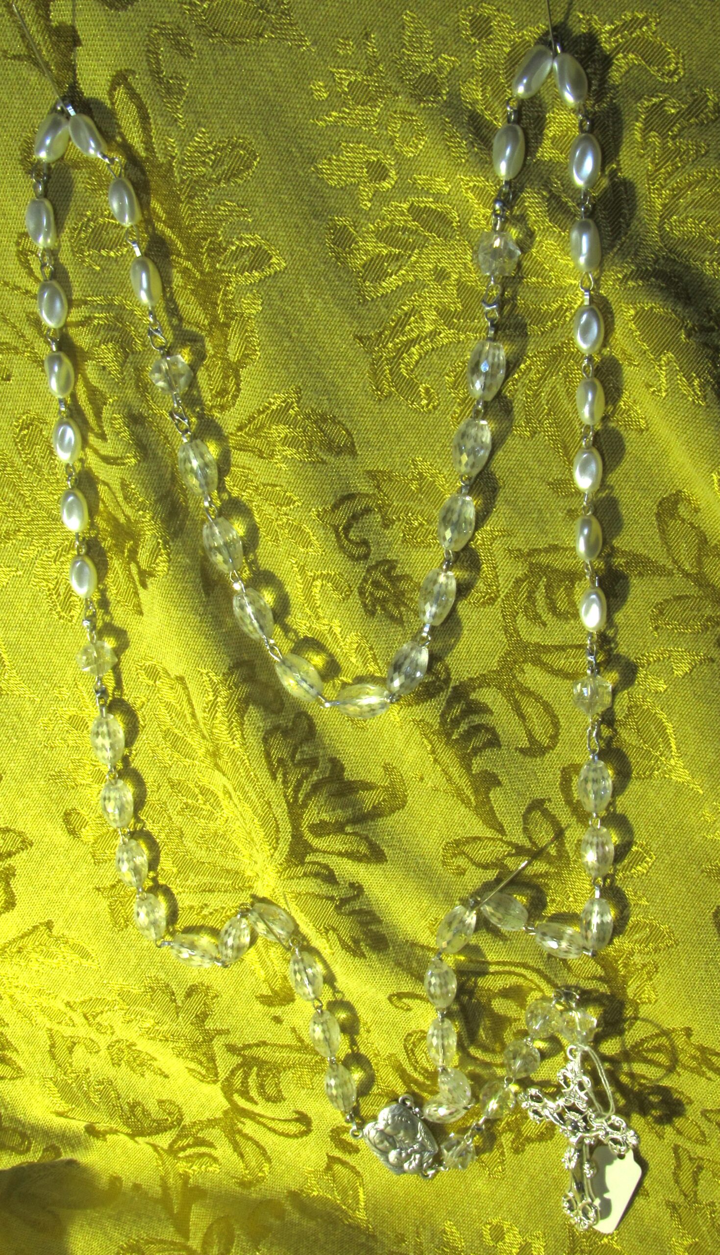Crystal Pearl Rosary Pearl Full